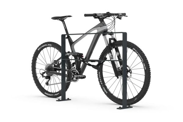 Anlehnbügel 9621 RAL 7016 in Gebrauch