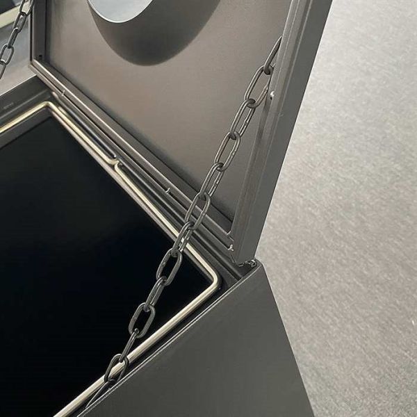 Öffnungsschritt 2 des Abfallbehälters AFB 13